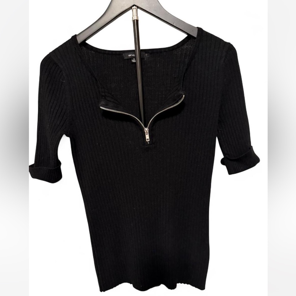 Verve Ami Black Ribbed Zip-Front Short Sleeve Top